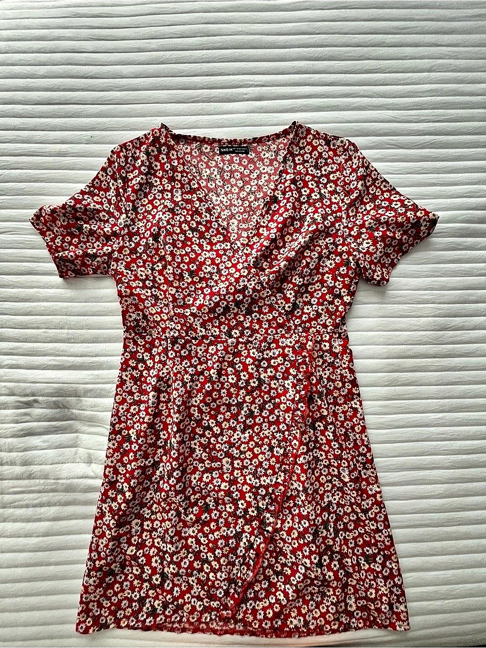 Ruffle Hem Daisy Floral Red Dress